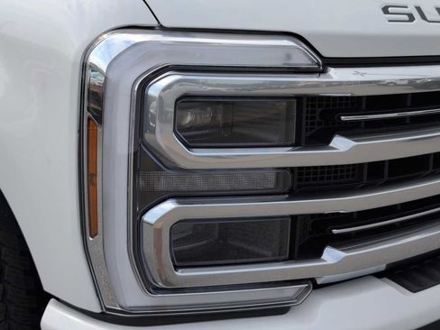 New 2026 Ford F250 Platinum w/ Platinum Plus Package AWD/4WD image 15