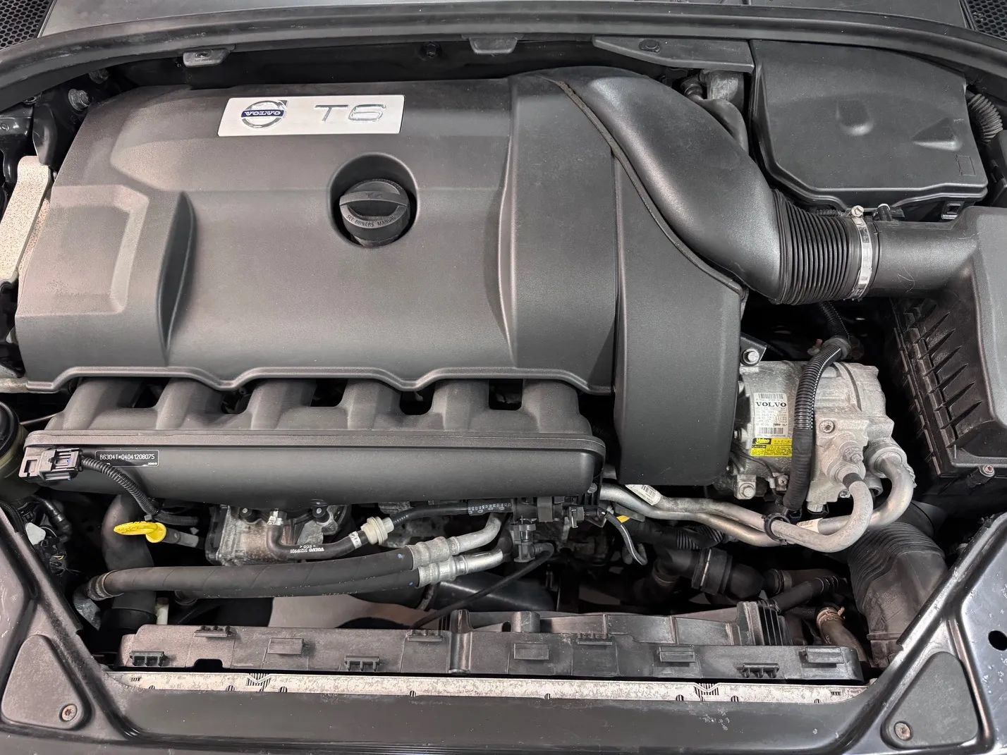 Used 2012 Volvo XC70 T6 AWD/4WD image 11