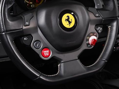 Used 2019 Ferrari 488 Spider RWD image 30