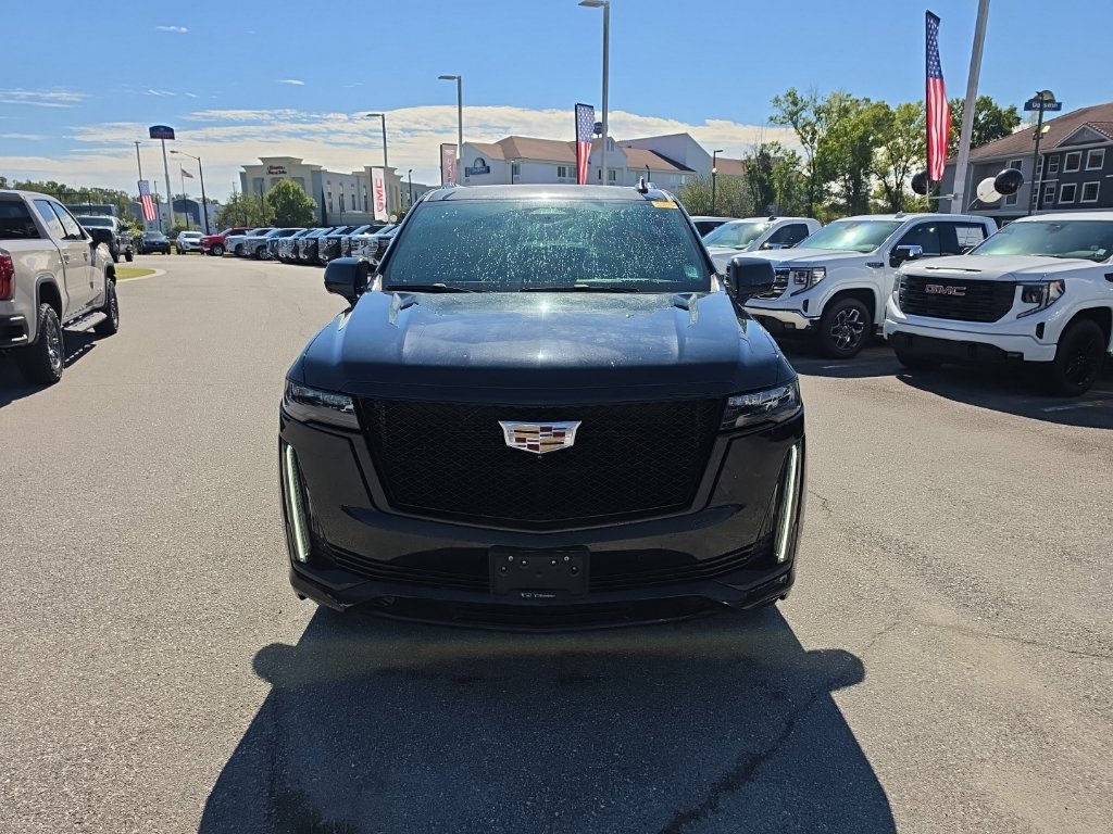 Used 2022 Cadillac Escalade Sport AWD/4WD image 2