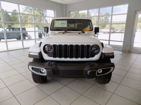 New 2026 Jeep Gladiator Sport image 2