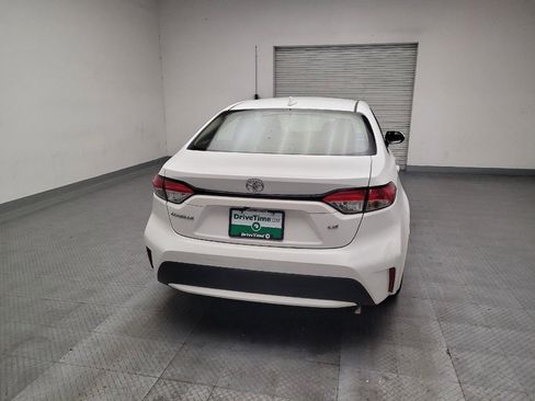 Used 2020 Toyota Corolla LE FWD image 7