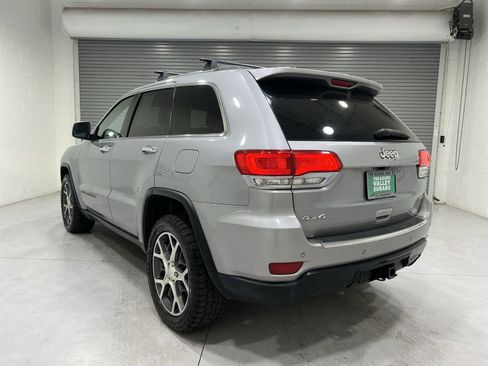 Used 2019 Jeep Grand Cherokee Limited w/ Trailer Tow Group IV AWD/4WD image 6
