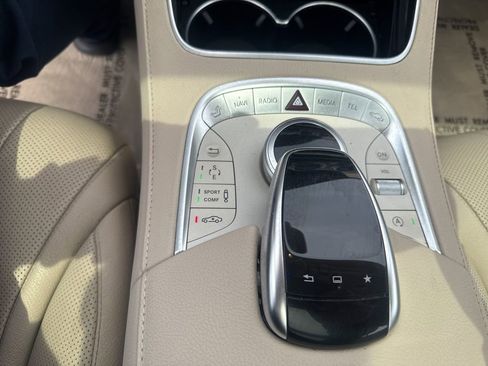 Used 2015 Mercedes-Benz S 550 4MATIC Sedan image 30