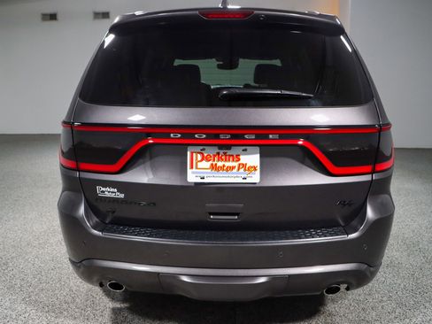 Used 2018 Dodge Durango R/T w/ Technology Group AWD/4WD image 8