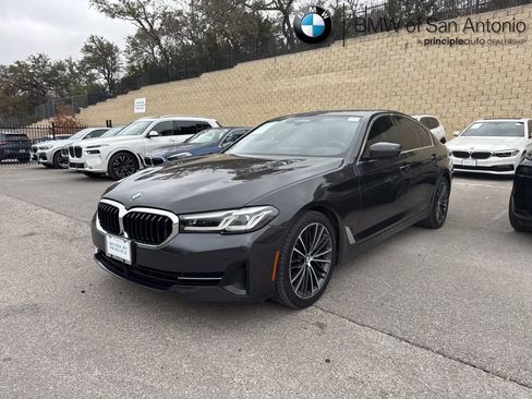 Certified 2022 BMW 530i w/ Executive Package image 1