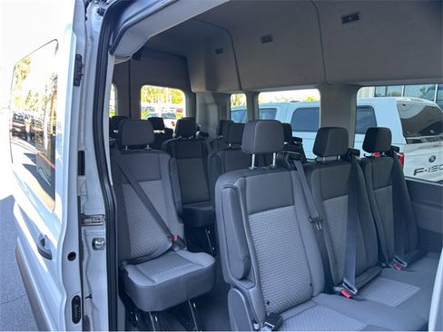 Used 2024 Ford Transit 350 XLT image 18