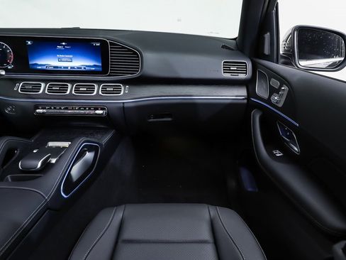New 2025 Mercedes-Benz GLE 450 4MATIC image 18