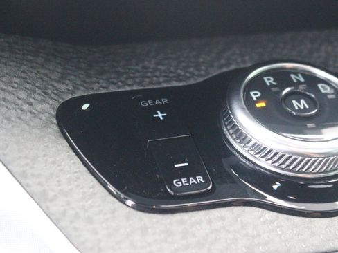 Used 2025 Ford Expedition Tremor AWD/4WD image 33