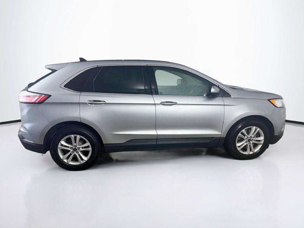 Used 2020 Ford Edge SEL w/ Convenience Package AWD/4WD image 4