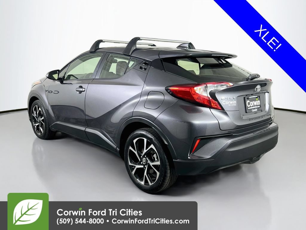 Used 2021 Toyota C-HR XLE FWD image 11