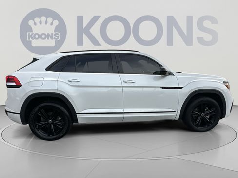 Used 2023 Volkswagen Atlas Cross Sport SEL R-Line AWD/4WD image 12