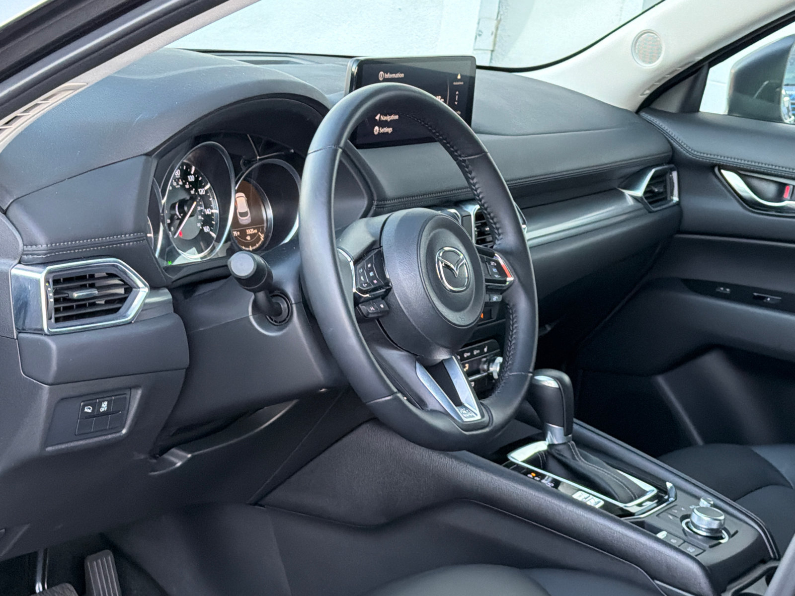 Used 2025 MAZDA CX-5 AWD 2.5 S w/ Select Package image 12