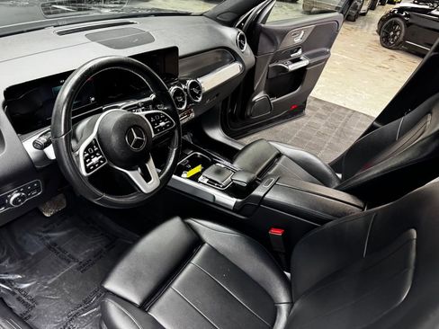 Used 2020 Mercedes-Benz GLB 250 4MATIC image 33