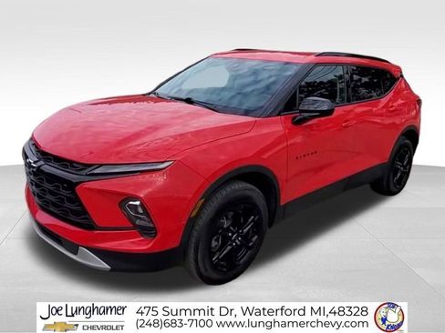 Certified 2023 Chevrolet Blazer LT w/ Convenience Package AWD/4WD image 4