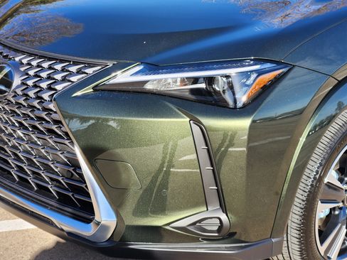 New 2026 Lexus UX 300h FWD image 5