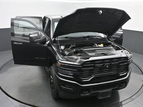Used 2025 RAM 2500 Big Horn AWD/4WD image 64