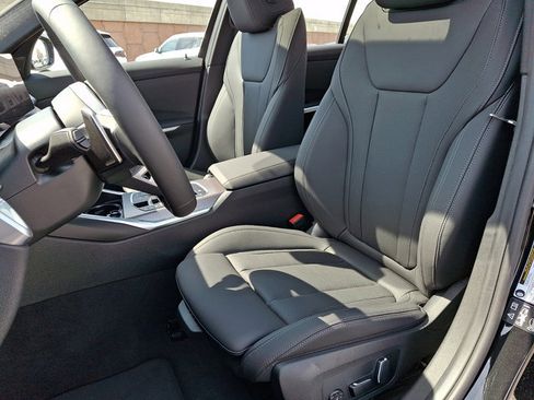 New 2026 BMW 330i xDrive 330i xDrive w/ M Sport Package image 9