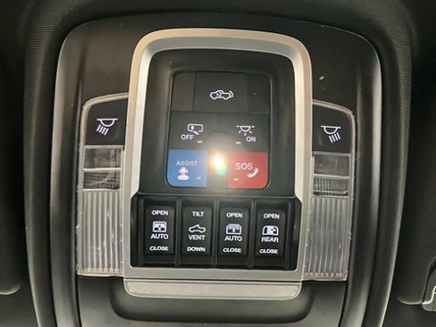Used 2025 RAM 1500 Laramie w/ Night Edition AWD/4WD image 36