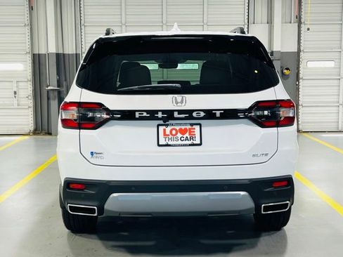 New 2026 Honda Pilot Elite image 21