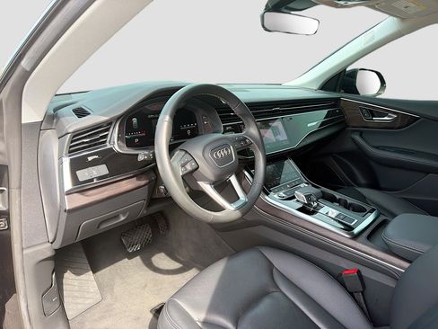 Used 2023 Audi Q8 Premium Plus AWD/4WD image 25