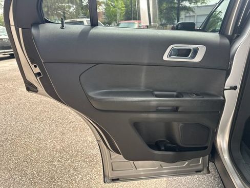 Used 2011 Ford Explorer Limited w/ 301A Rapid Spec Order Code FWD image 22