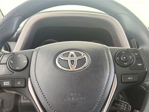 Used 2018 Toyota RAV4 LE w/ All Weather Liner Package AWD/4WD image 26