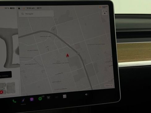 Used 2024 Tesla Model Y Long Range AWD/4WD image 17