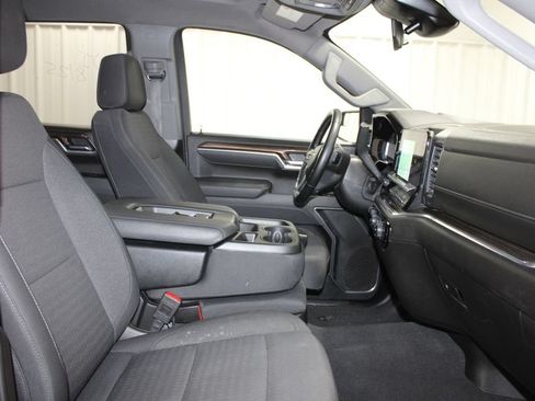 Used 2025 Chevrolet Silverado 1500 LT AWD/4WD image 26