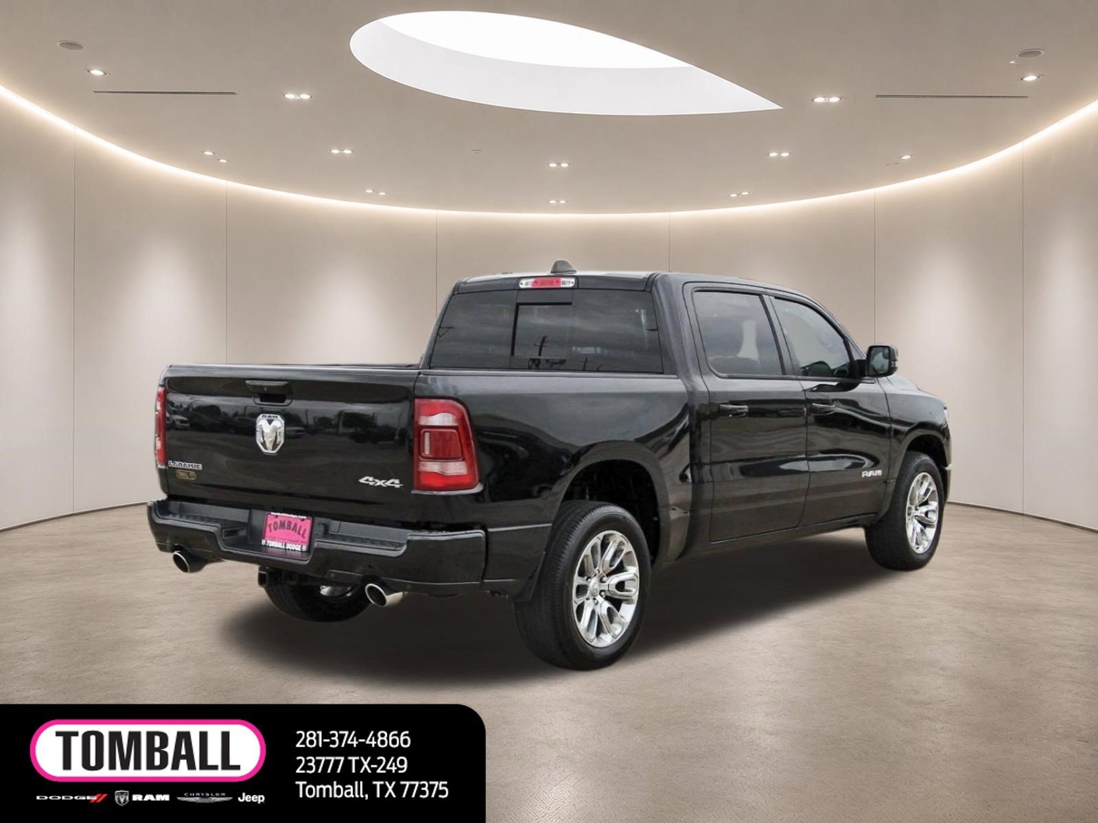 Used 2023 RAM 1500 Laramie AWD/4WD image 7