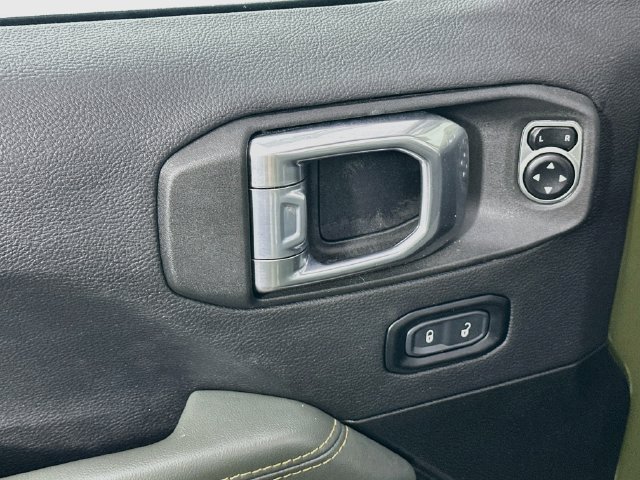 Used 2024 Jeep Wrangler High Altitude AWD/4WD image 20