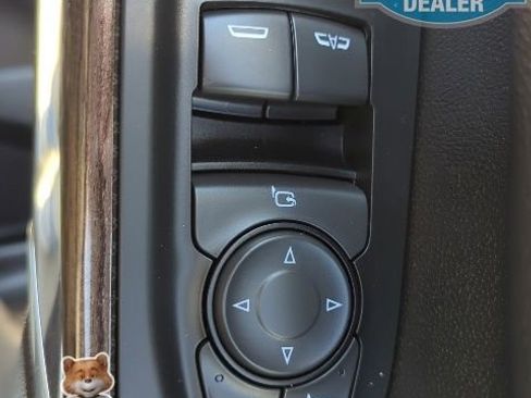 Used 2025 Chevrolet Silverado 2500 LT w/ Convenience Package image 15