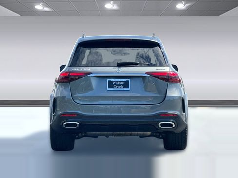 Used 2025 Mercedes-Benz GLE 450e 4MATIC image 9