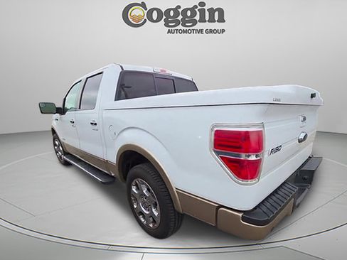 Used 2011 Ford F150 Lariat w/ Lariat Chrome Pkg image 4