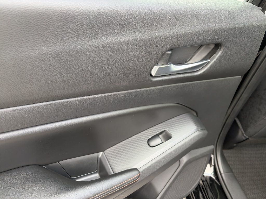 Used 2020 Nissan Altima 2.5 SR FWD image 17