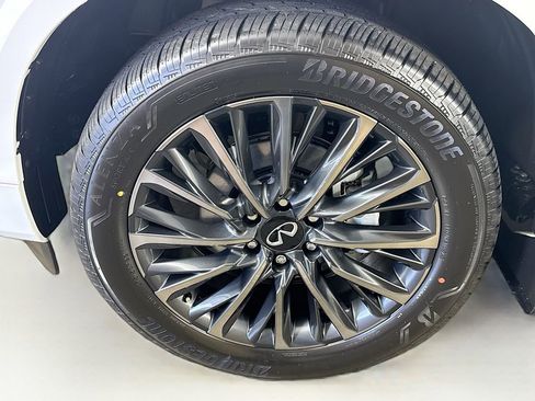 New 2026 INFINITI QX80 Autograph image 43