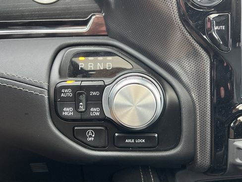 Used 2024 RAM 1500 Limited image 25