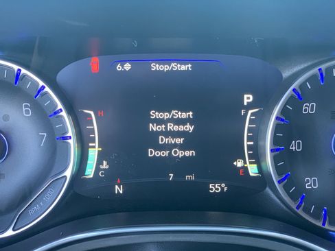 New 2026 Chrysler Pacifica Pinnacle image 34