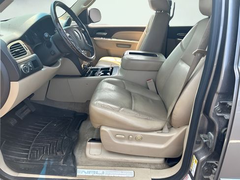 Used 2012 GMC Yukon XL Denali AWD/4WD image 4