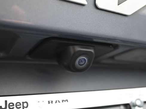 Used 2022 Kia Sorento LX image 33