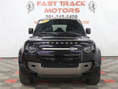 Used 2022 Land Rover Defender 110 X-Dynamic HSE image 2