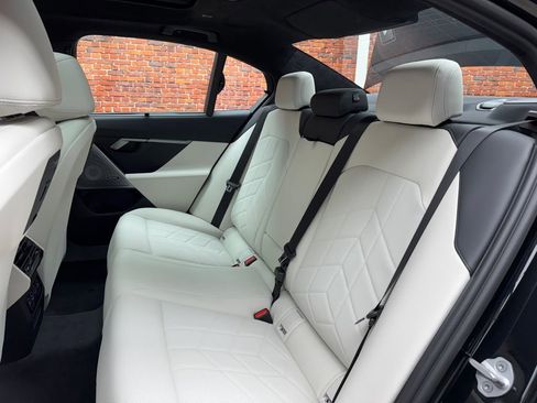 New 2027 BMW 530i xDrive AWD/4WD image 27