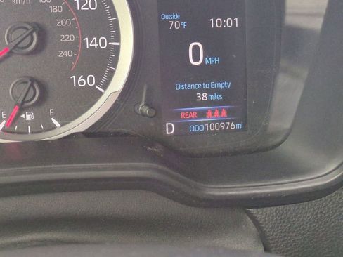 Used 2020 Toyota Corolla SE image 25