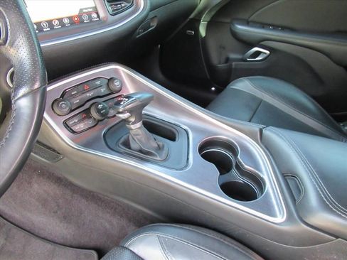 Used 2018 Dodge Challenger R/T Plus RWD image 16