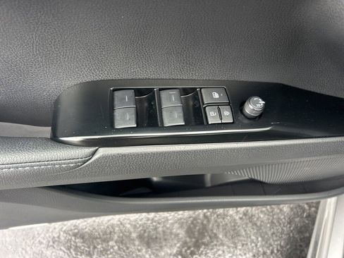 Used 2025 Toyota Camry XSE image 5