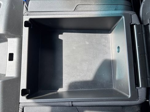 Used 2022 GMC Sierra 2500 Pro w/ Convenience Package image 26