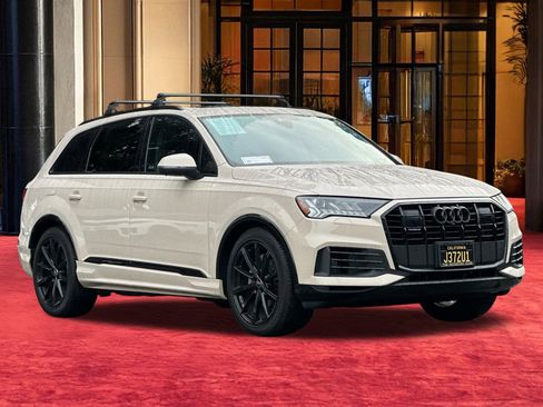 Used 2023 Audi Q7 3.0T Prestige w/ Prestige Package image 8