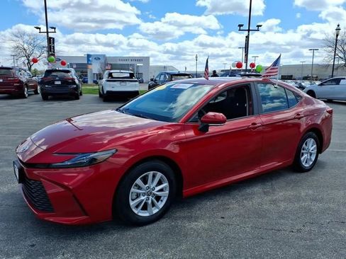 Certified 2025 Toyota Camry LE image 8