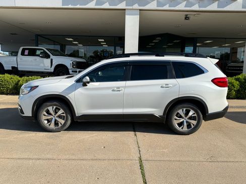 Used 2022 Subaru Ascent Premium AWD/4WD image 9