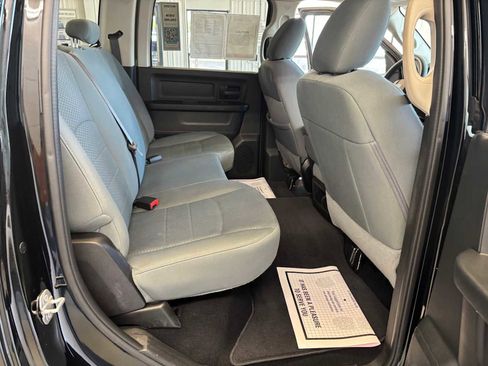Used 2019 RAM 1500 Express w/ Wheel & Sound Group AWD/4WD image 13